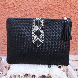 Lilia Clutch in Noir
