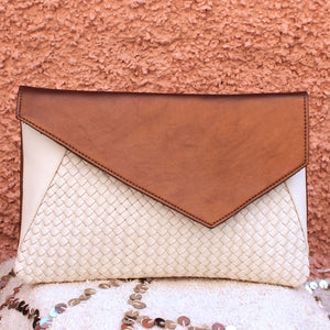 Pattie Braided Clutch in Crème Tirée